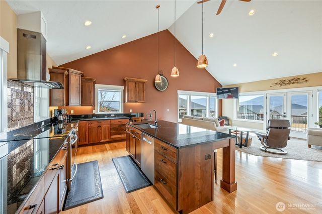 852 Sage Crest Drive, Wenatchee, WA 98801