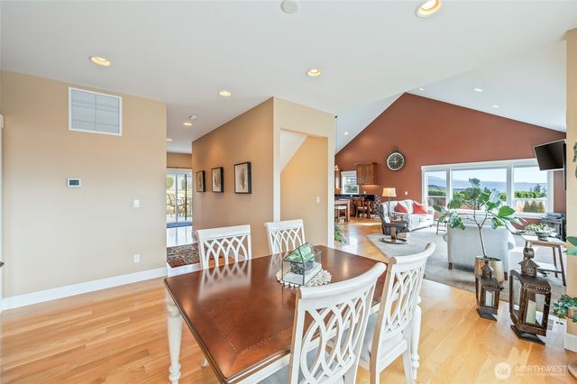 852 Sage Crest Drive, Wenatchee, WA 98801