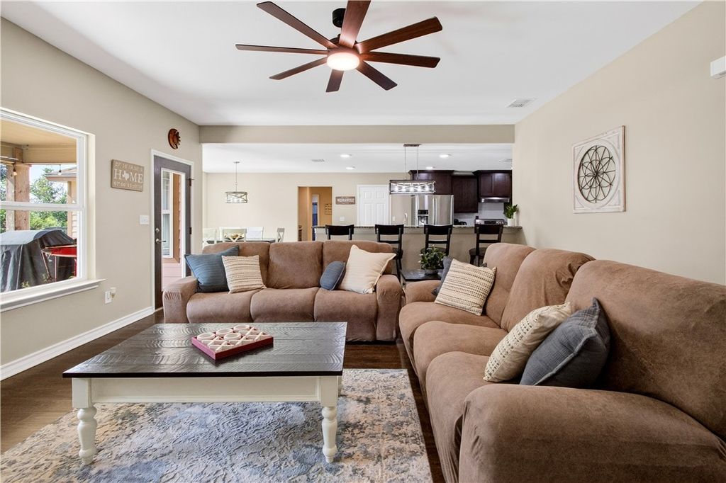 210 Coastal Wildwood Dr, Rockport, TX 78382 — photo 5