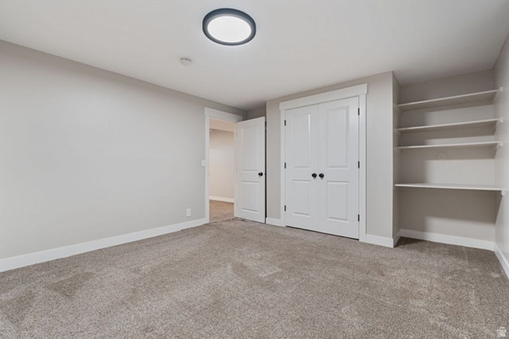 Image 49 of property listing at 10261 S 3200 W, South Jordan, UT 84095