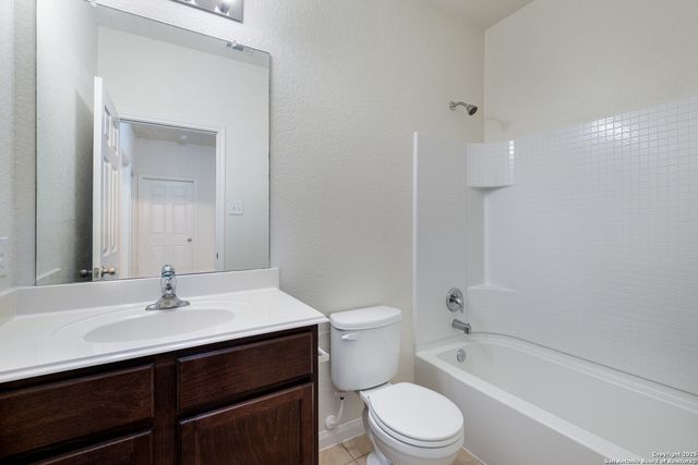 6822 Luckey Tree, San Antonio, TX 78252