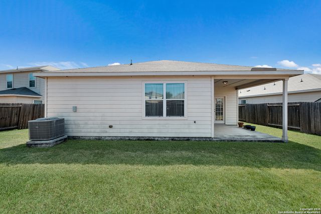 6822 Luckey Tree, San Antonio, TX 78252