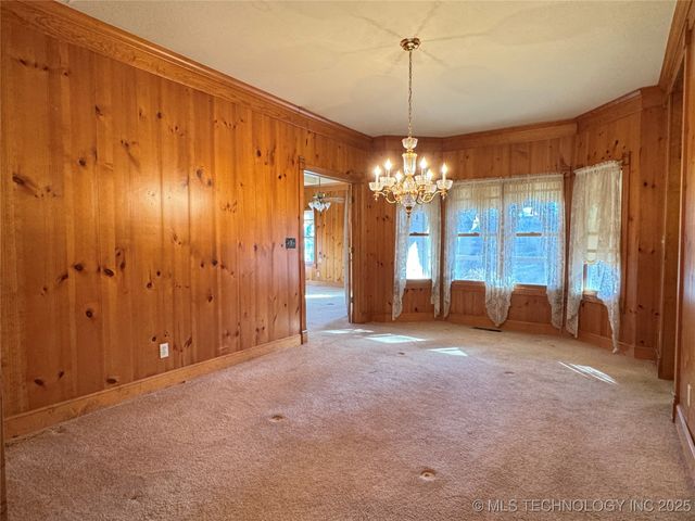 1202 E 10th Place N, Sand Springs, OK 74063