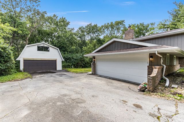 1034 PINE Avenue, Olympia Fields, IL 60461