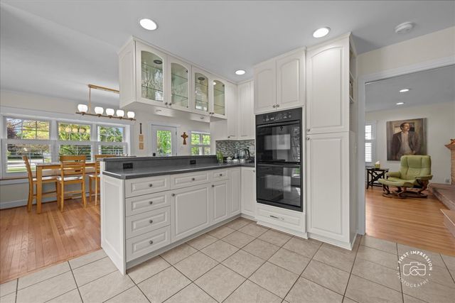 1419 E Forest Avenue, Wheaton, IL 60187