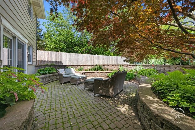 1419 E Forest Avenue, Wheaton, IL 60187