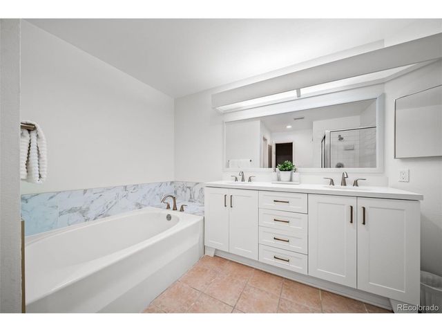 6731 S Ivy Way A-2, Centennial, CO 80112