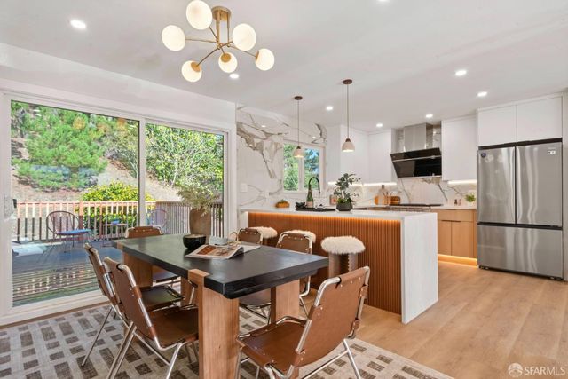 1287 Lerida Way, Pacifica, CA 94044