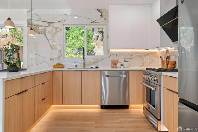 1287 Lerida Way, Pacifica, CA 94044