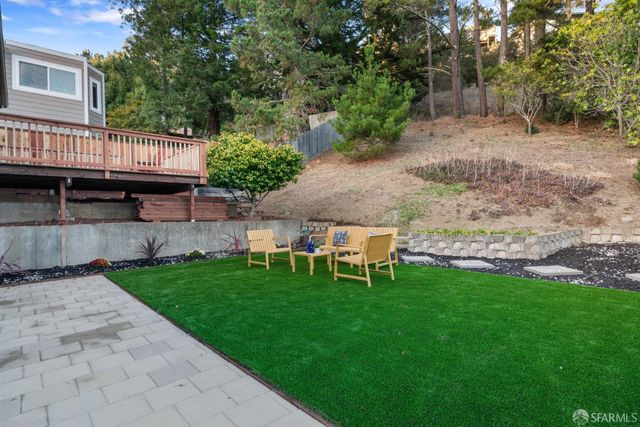 1287 Lerida Way, Pacifica, CA 94044