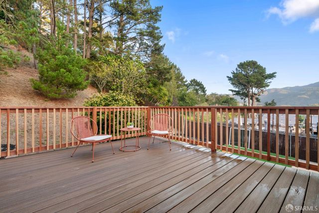 1287 Lerida Way, Pacifica, CA 94044