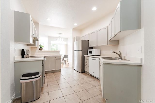 8386 S Garland Way, Littleton, CO 80128
