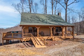 178 Tablerock Drive, Saluda, NC 28773