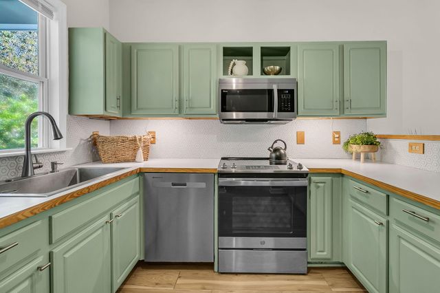 1493 Little Rock Boulevard, Charleston, SC 29412