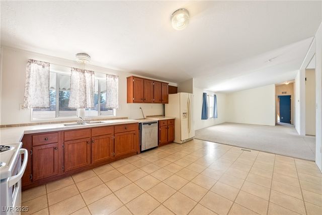 2381 Guinn Court, Pahrump, NV 89060