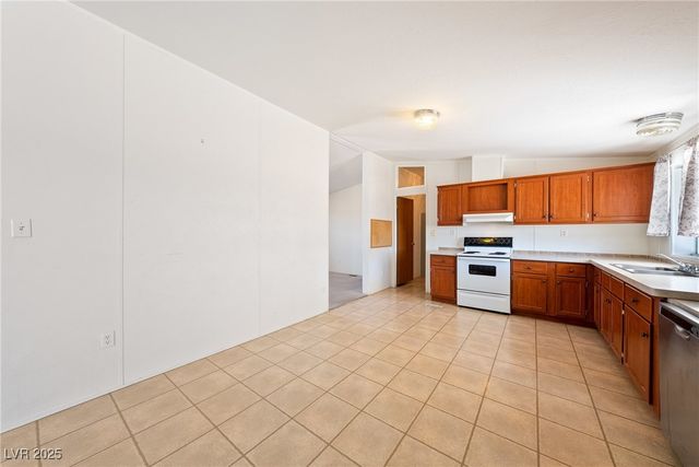 2381 Guinn Court, Pahrump, NV 89060