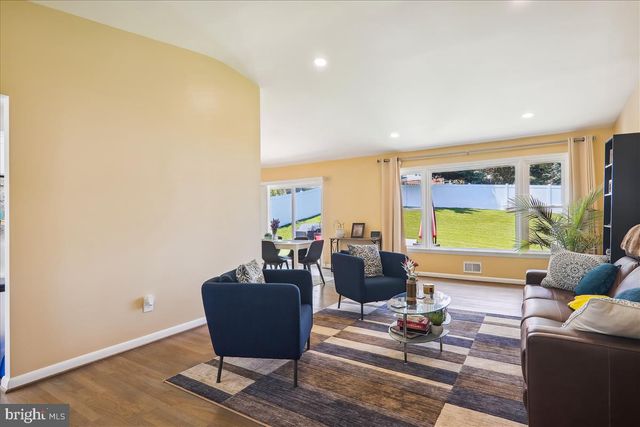 2711 WELLER RD, Silver Spring, MD 20906