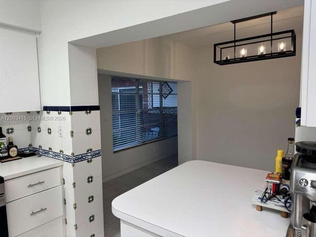 3600 SW 26th St 0, Miami, FL 33133