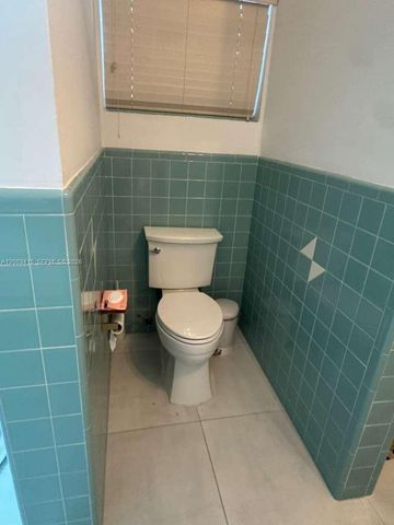 3600 SW 26th St 0, Miami, FL 33133