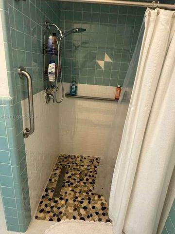 3600 SW 26th St 0, Miami, FL 33133