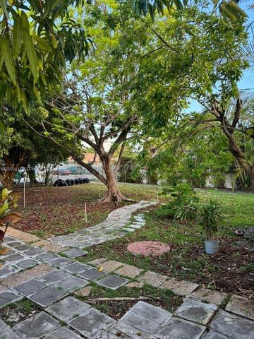 3600 SW 26th St 0, Miami, FL 33133