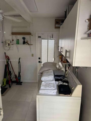 3600 SW 26th St 0, Miami, FL 33133