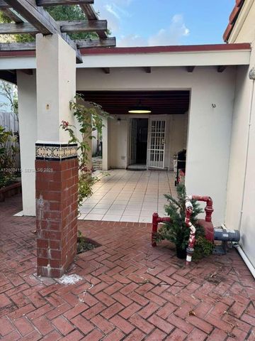 3600 SW 26th St 0, Miami, FL 33133