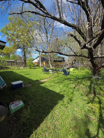 7314 Forrestal Street, Houston, TX 77033