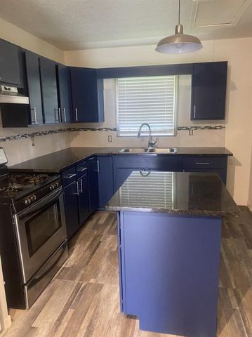 7314 Forrestal Street, Houston, TX 77033