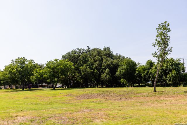 129 Old Ingram Loop, Ingram, TX 78025