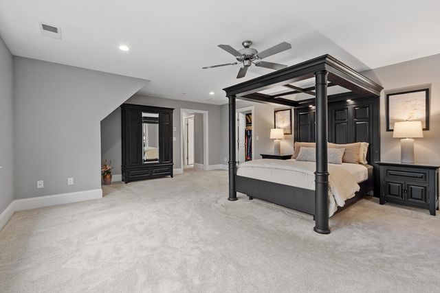 15 Hubbard Ln, Bolton, MA 01740