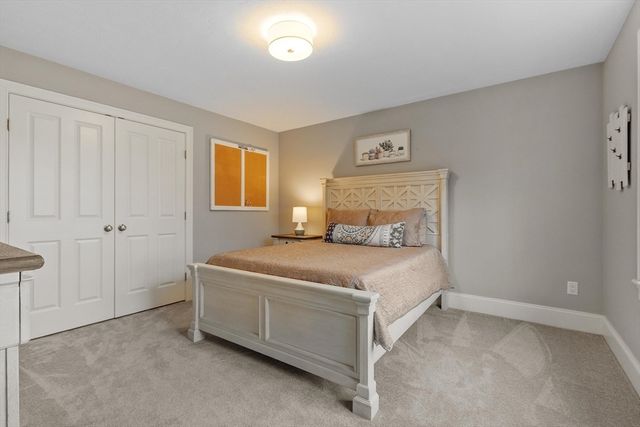 15 Hubbard Ln, Bolton, MA 01740