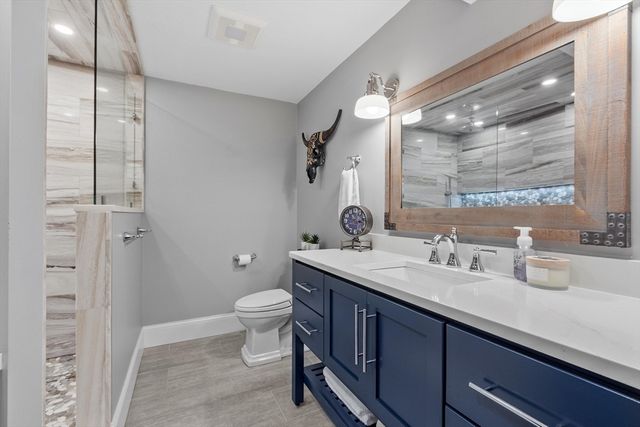 15 Hubbard Ln, Bolton, MA 01740