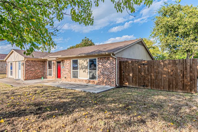9908 Pilot Point Street, Fort Worth, TX 76108
