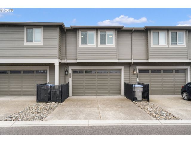 8051 Se VERMONT St, Hillsboro, OR 97123
