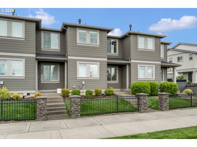 8051 Se VERMONT St, Hillsboro, OR 97123