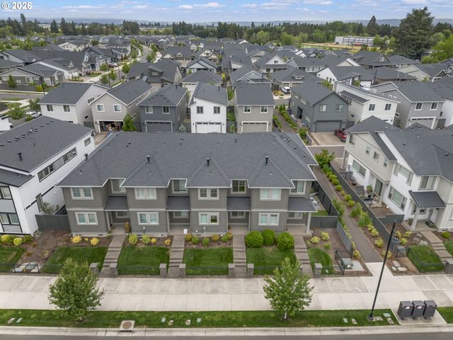8051 Se VERMONT St, Hillsboro, OR 97123