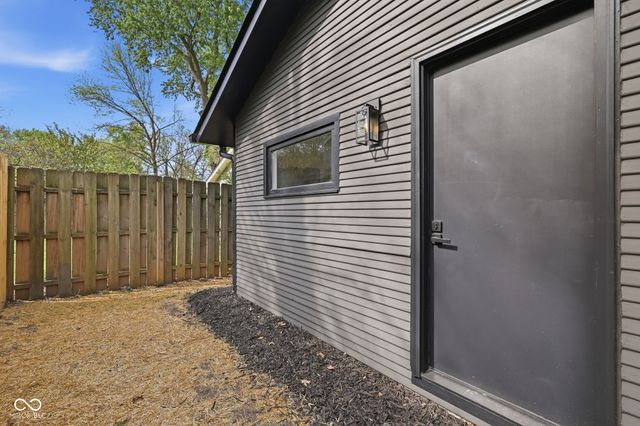 819 E 56th Street, Indianapolis, IN 46220