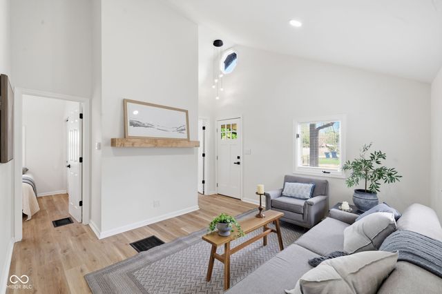 819 E 56th Street, Indianapolis, IN 46220