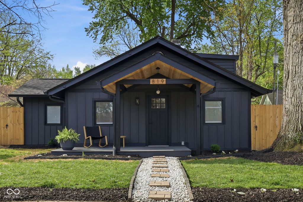 819 E 56th Street, Indianapolis, IN 46220