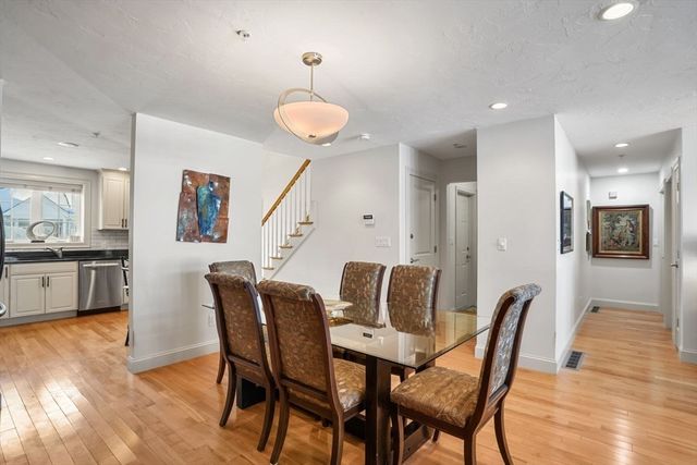 6 Maple Ln 6, Marshfield, MA 02050