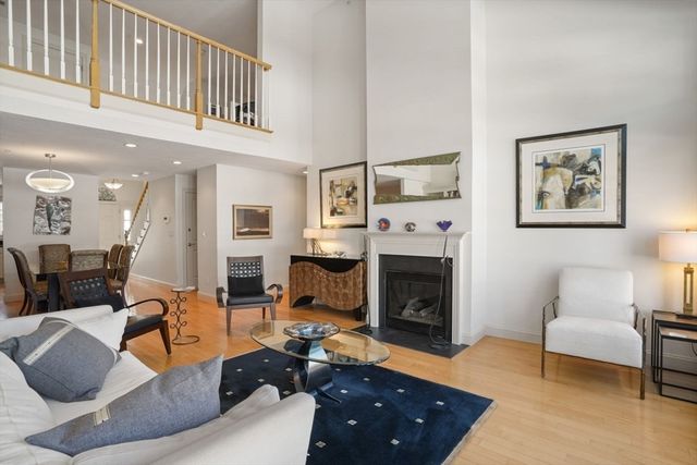 6 Maple Ln 6, Marshfield, MA 02050