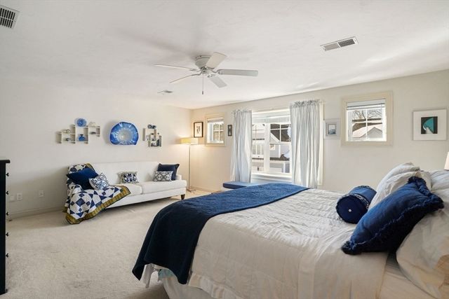 6 Maple Ln 6, Marshfield, MA 02050