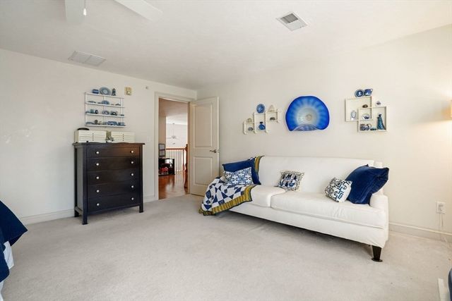 6 Maple Ln 6, Marshfield, MA 02050