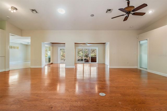 10133 COLLAR DRIVE, San Antonio, FL 33576