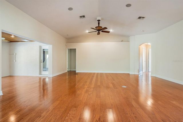 10133 COLLAR DRIVE, San Antonio, FL 33576