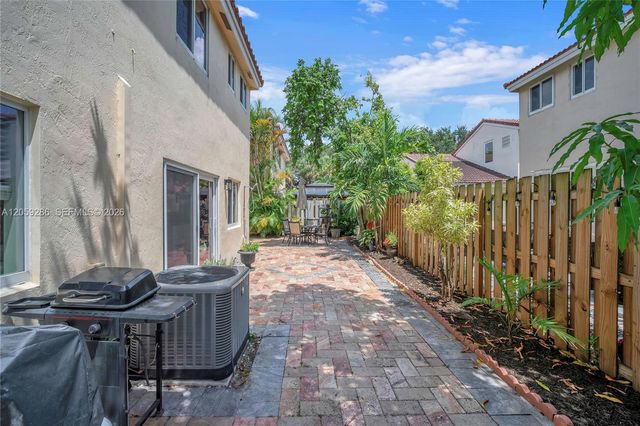 6040 NW 44th Lane, Coconut Creek, FL 33073