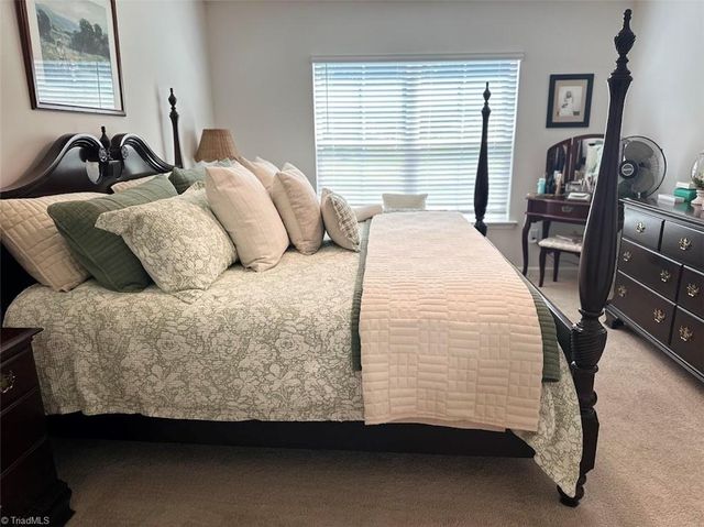 146 Preston Oaks Drive, King, NC 27021