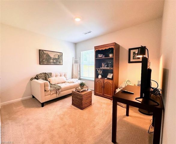 146 Preston Oaks Drive, King, NC 27021
