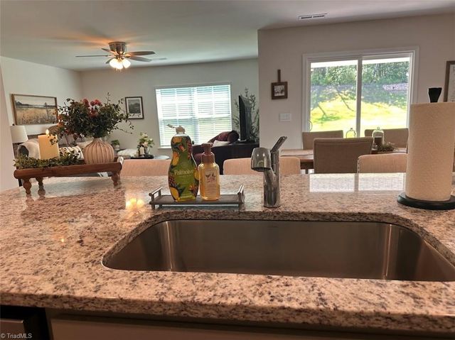146 Preston Oaks Drive, King, NC 27021